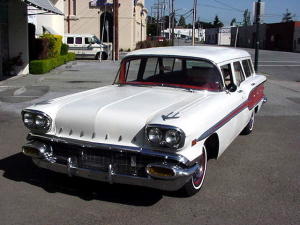 1958 Pontiac Safari Chieftain