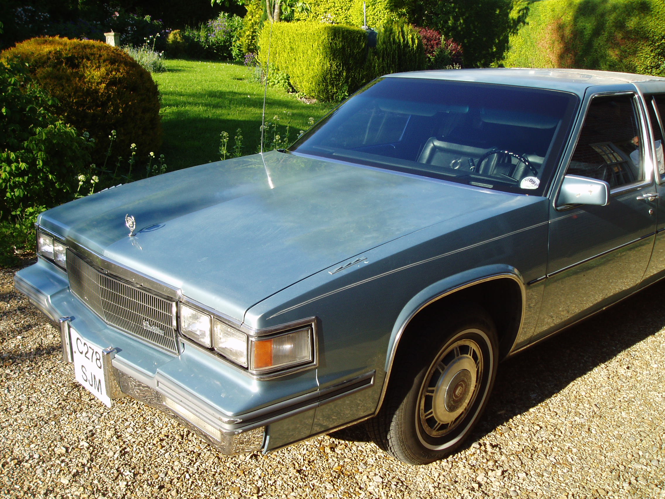 1988 cadillac fleetwood