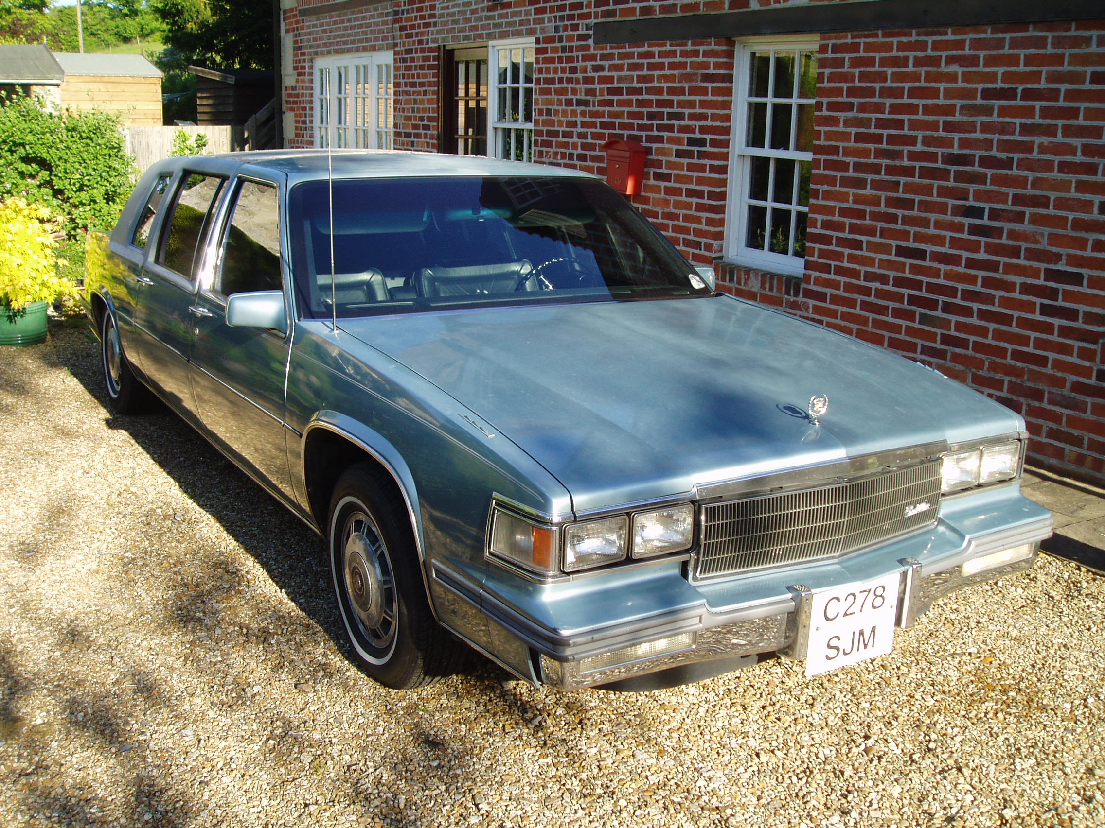 Cadillac Fleetwood 75