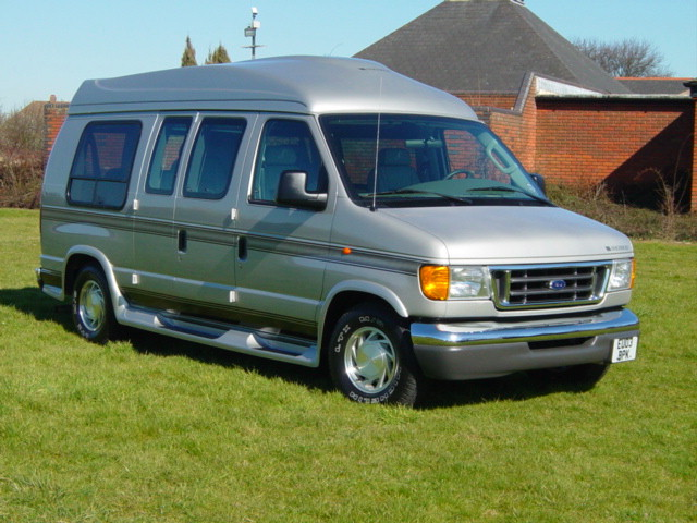 2003 Ford E150 Van
