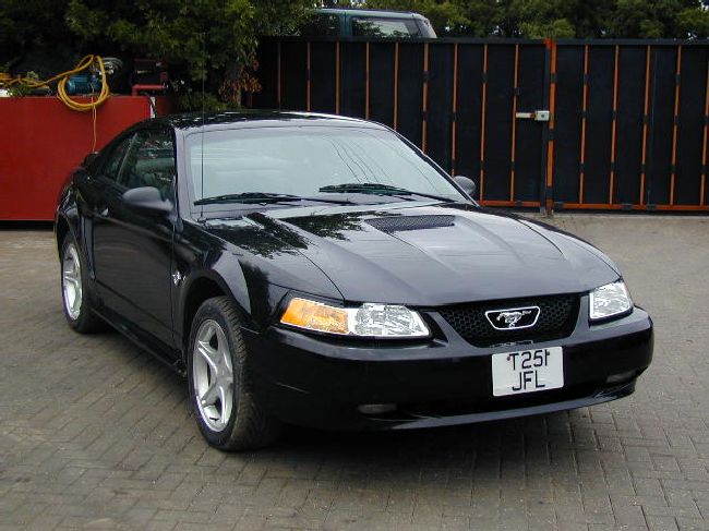 1999 Ford Mustang Anniversary Edition