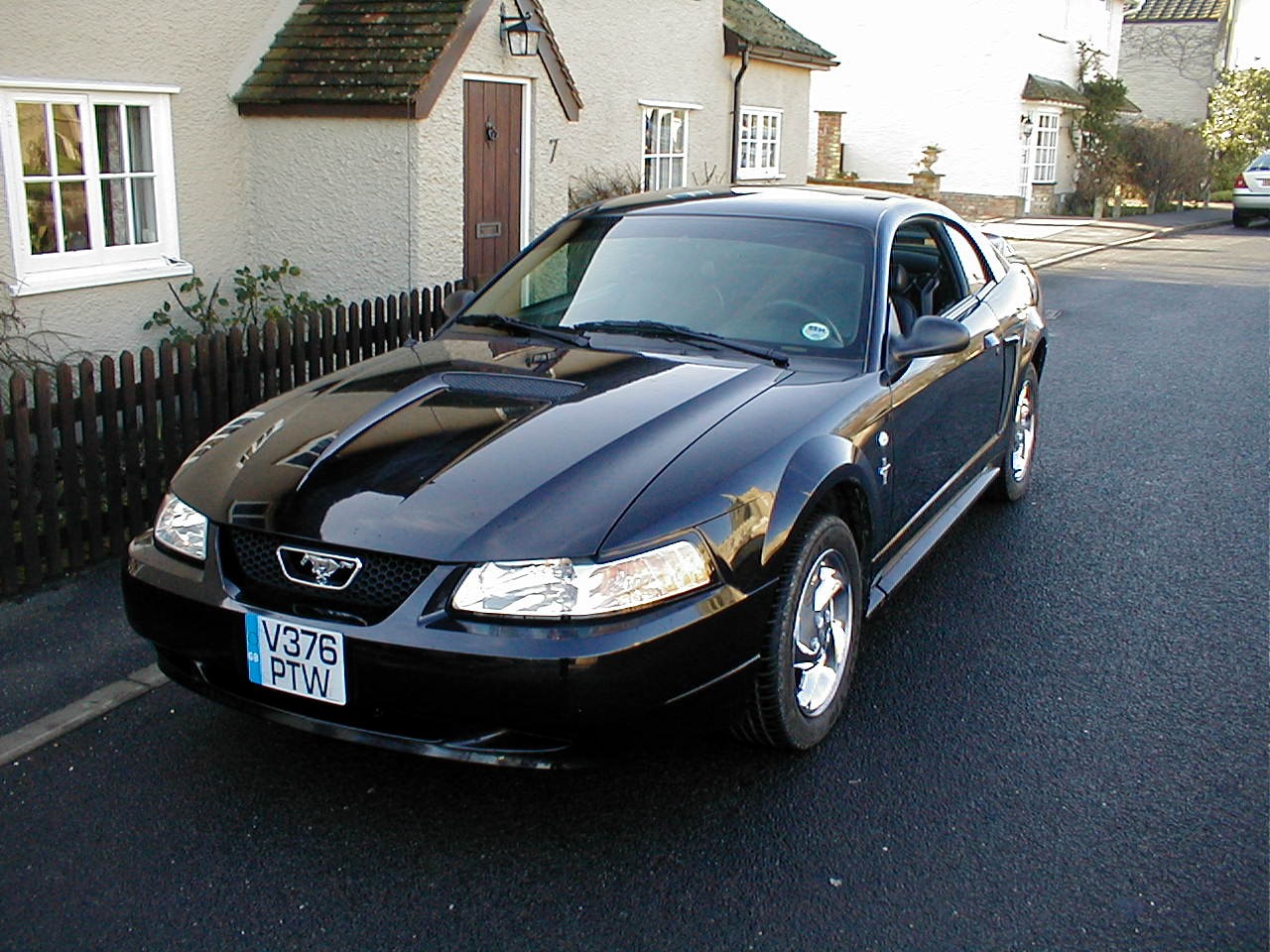 2000 Ford Mustang