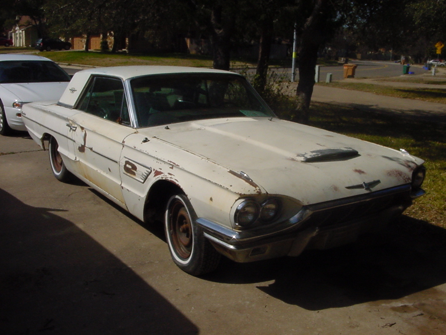 1965 Ford Thunderbird